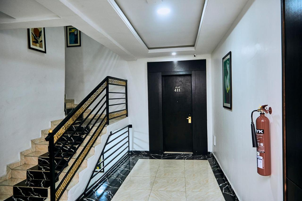 247 Luxury Hotel & Apartment Ajah 莱基 外观 照片