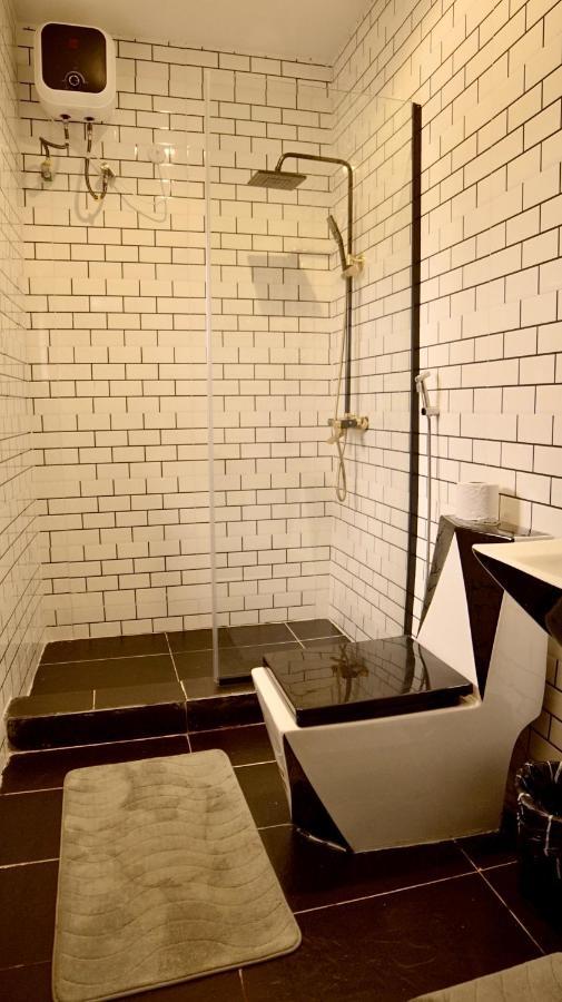 247 Luxury Hotel & Apartment Ajah 莱基 外观 照片