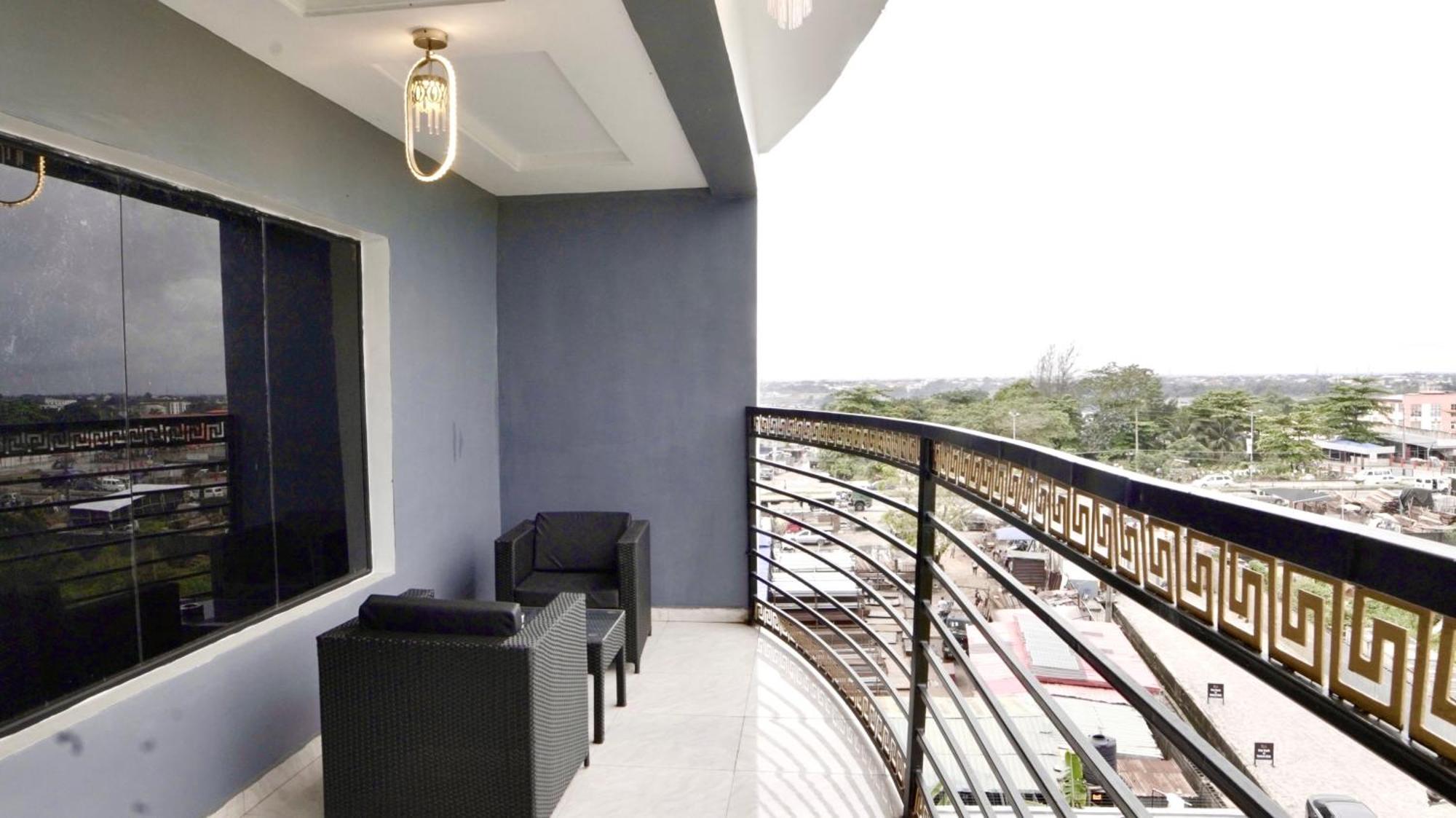 247 Luxury Hotel & Apartment Ajah 莱基 外观 照片